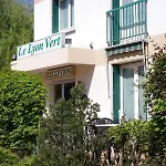 Le Lyon Hotel