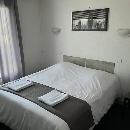 Le Lyon Hotel