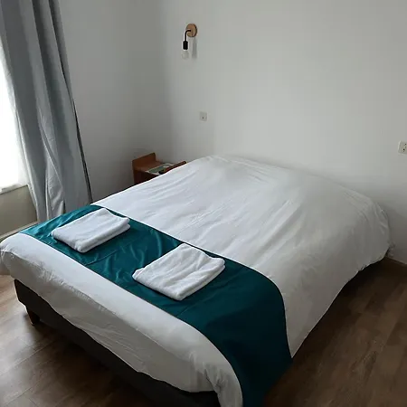 Le Lyon Hotel