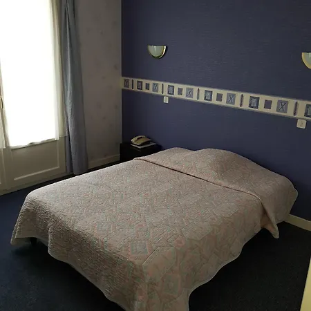 Le Lyon Hotel