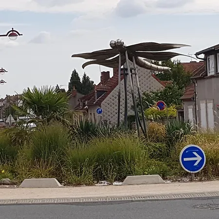 Le Lyon ホテル Commentry