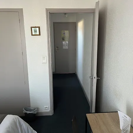 Le Lyon فندق 3*