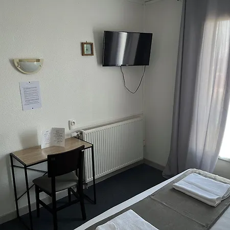 Hotel Le Lyon Commentry