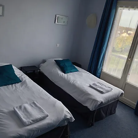 Le Lyon Hotel Commentry