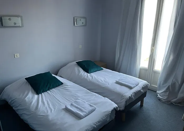 Le Lyon Hotel Commentry