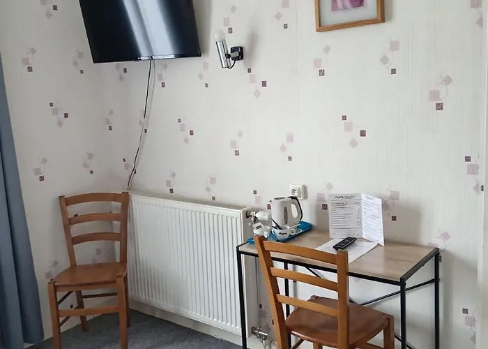 Le Lyon Hotel Commentry